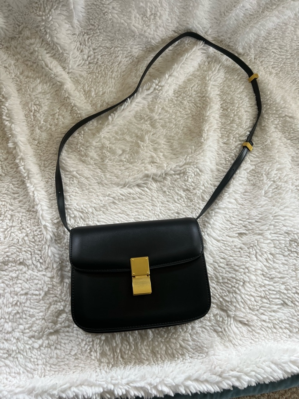Classy Black pu-Leather Crossbody/Shoulder Bag